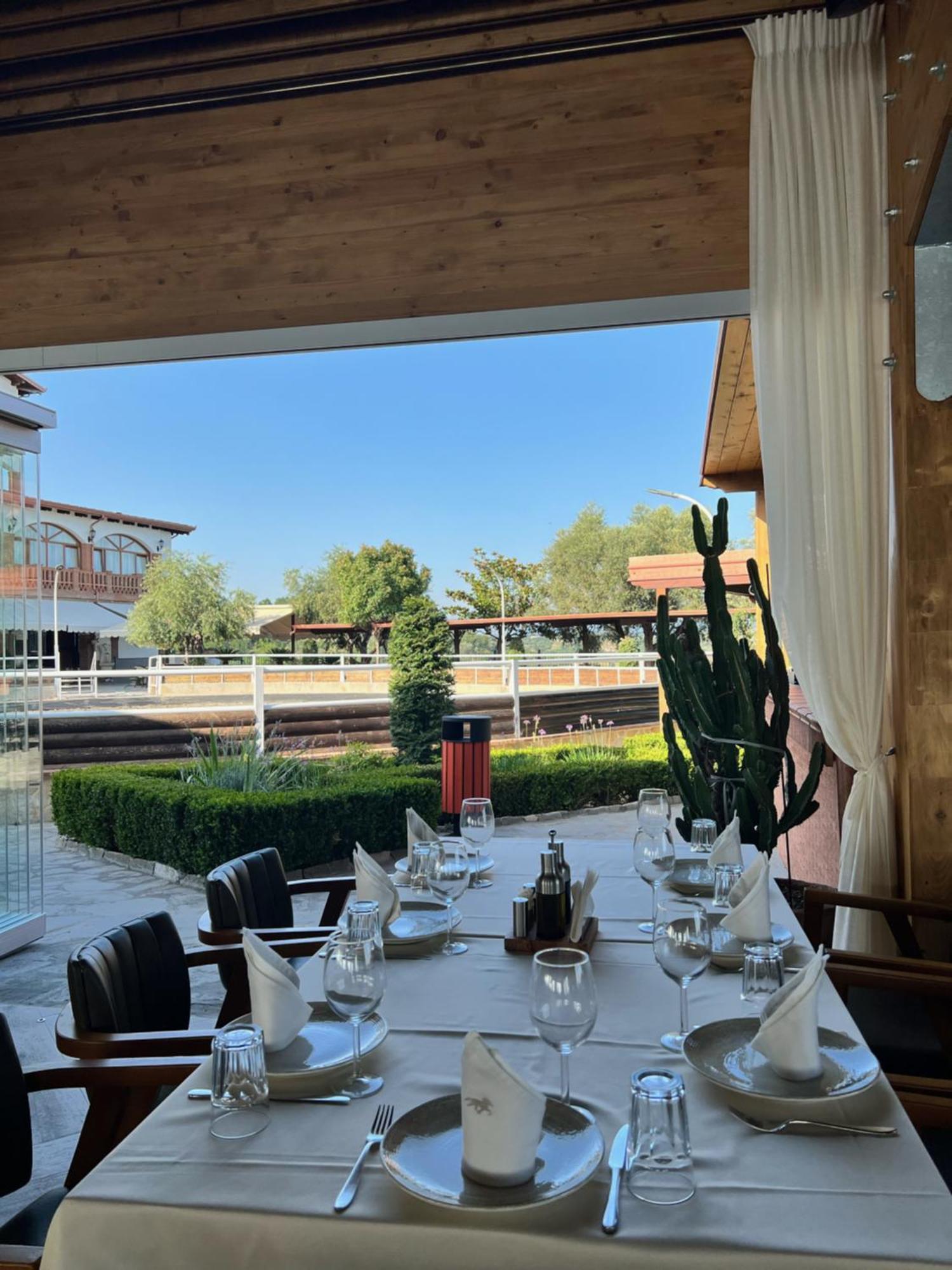 Agroturizem Kodra E Kuajve Otel Škalngur Dış mekan fotoğraf